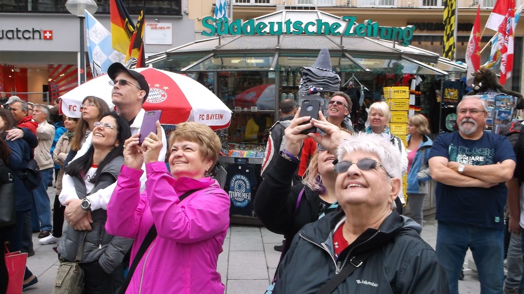 watching the glockenspiel