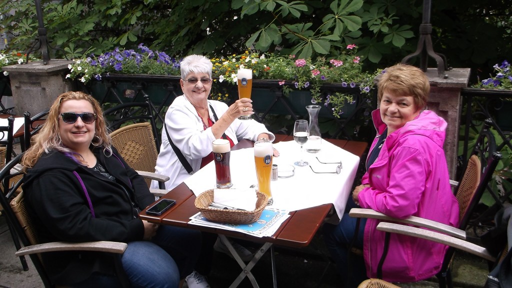 Hofbrauhaus patio